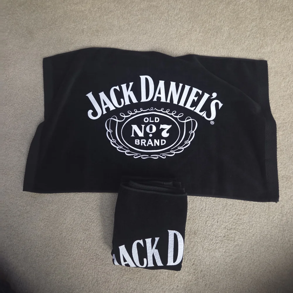 Jack Daniel's Black and White Towel Set